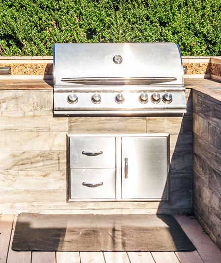 LinkNow Media Commercial Outdoor Kitchen